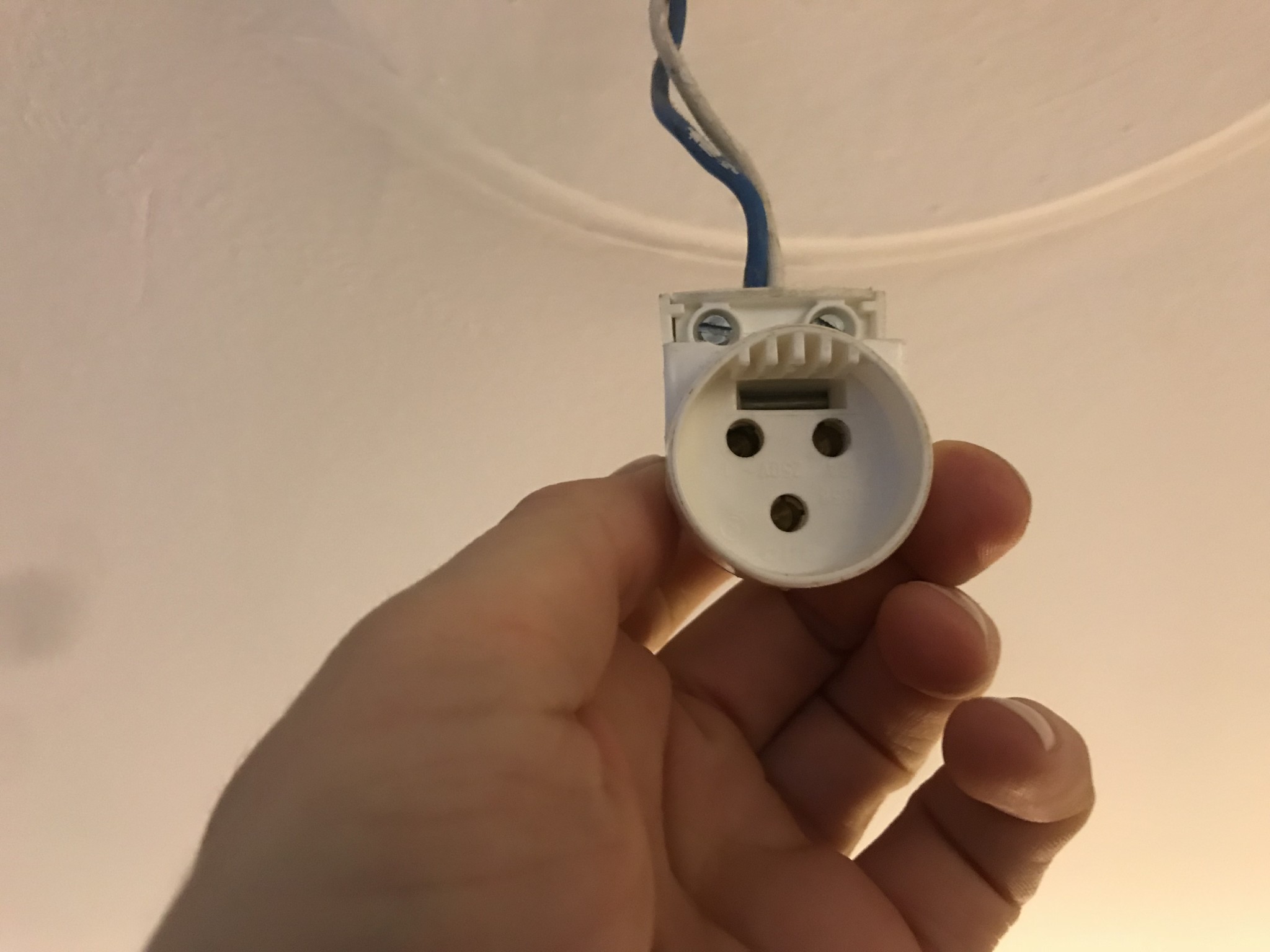 Från Ojordade till Jordade Eluttag